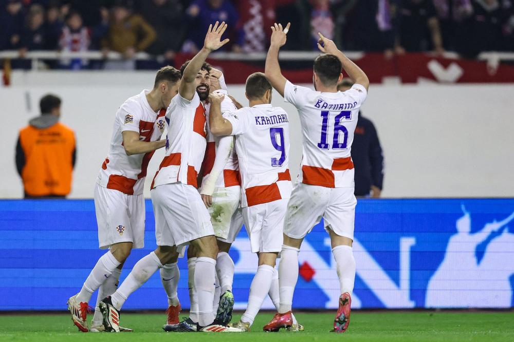 德媒：帕利尼亚离队后，曾让穆勒惊讶的戴伯尔或将有更多机会