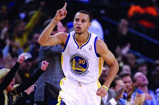 篮球勇士替补大前锋表现惊艳