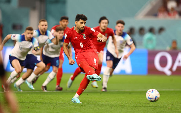 绝杀阿森纳＋斩获联赛5连胜＋跃居积分榜第2位＋各项赛事7连胜！